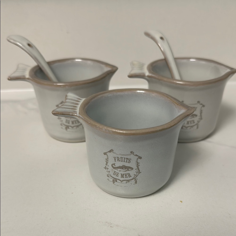 Petit Maison Ceramic Sauce Cups with Spoons